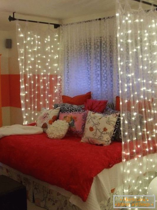 gyönyörű ágynemű a hálószobában