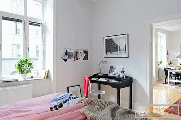 Hálószoba egy kis lakás Svédországban