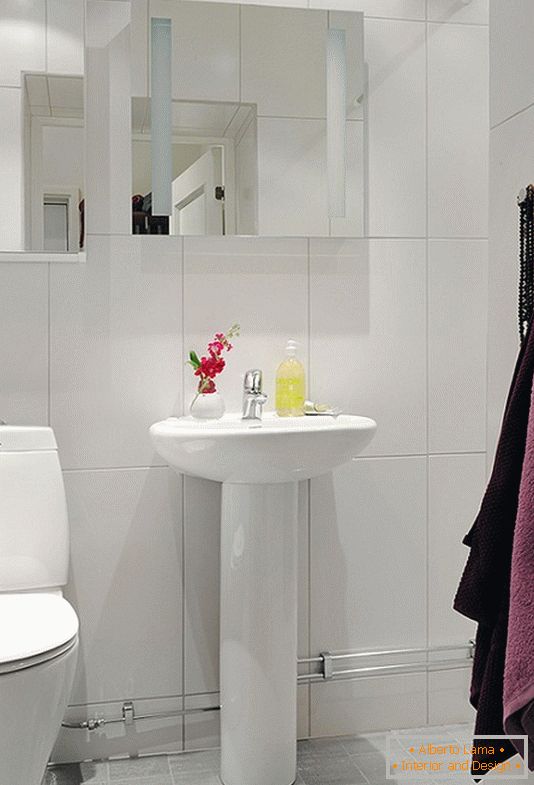 Fürdőszoba egy kis lakás Svédországban