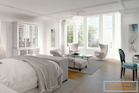 Fehér szürke hálószoba gyönyörű bútorokkal
