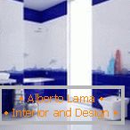 Fürdőszoba kék és fehér színben