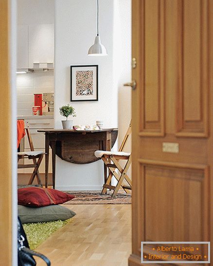 Egy svéd stúdió lakás belseje 39 m2-en