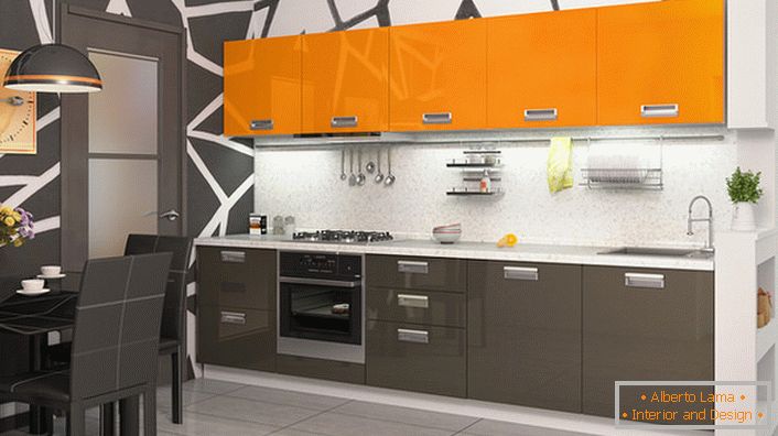 A narancs színű moduláris konyhai készletek - ideális megoldás egy hangulatos, meleg belső kialakításának.