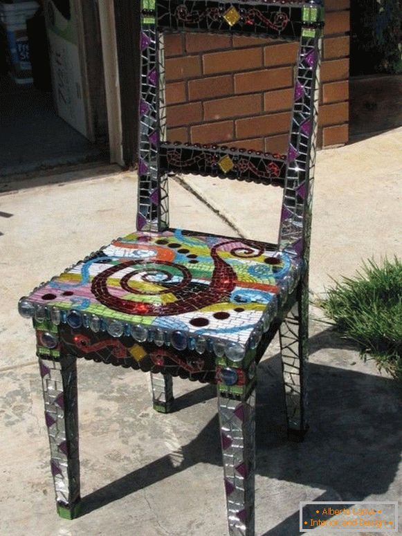 Mozaikszékkel ellátott szék tömítése