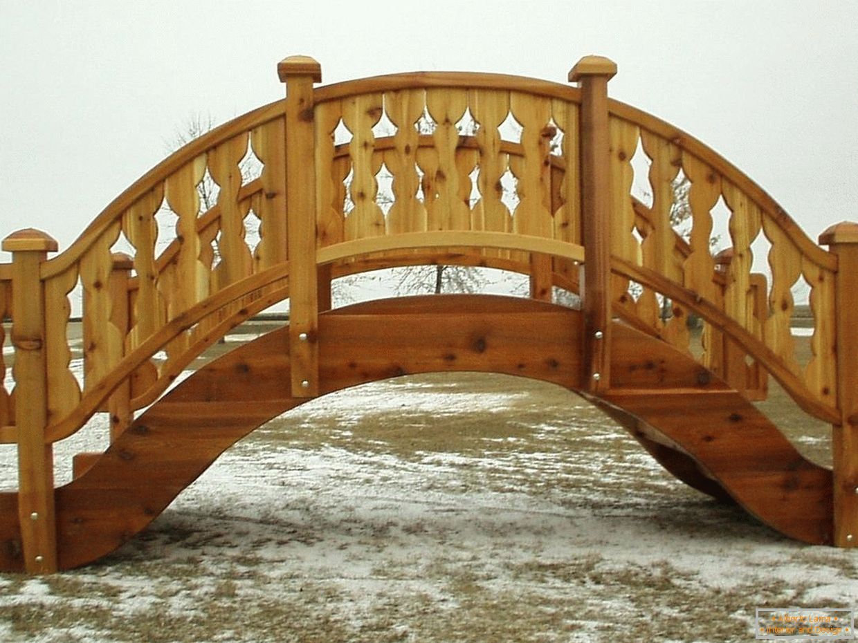 Fából készült híd saját kezekkel
