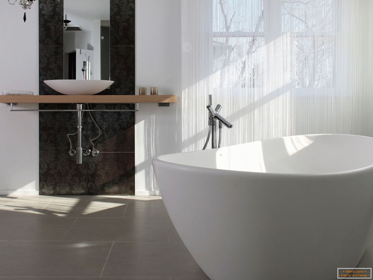 Luxus és egyszerű a fürdőszoba kialakításában
