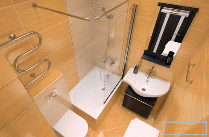 Egy kombinált fürdőszoba tervezése egy egyszobás apartman Hruscsov