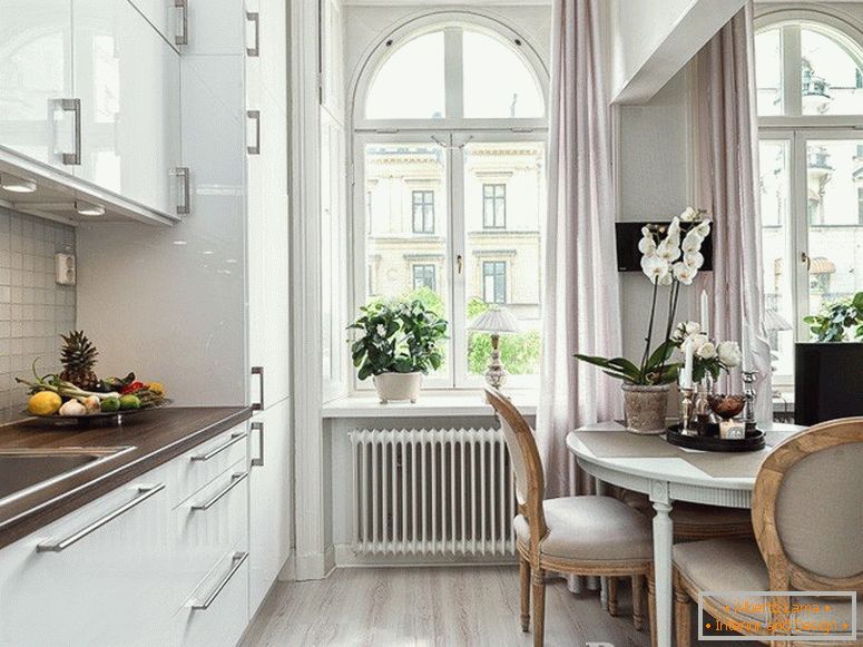 Modern konyha klasszikus belső téren