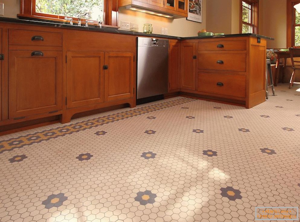 Mozaik padló a konyhában