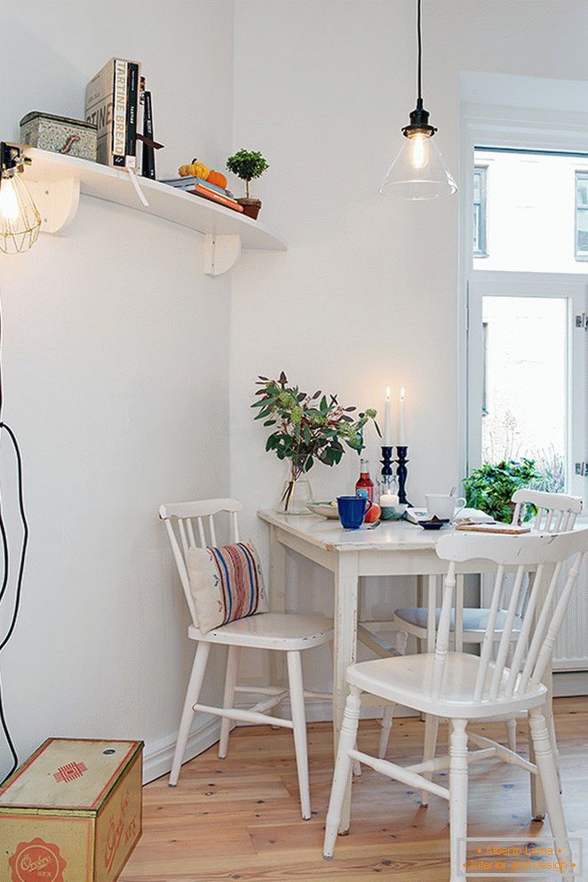 Egyszobás apartman Göteborgban, svéd tervezők által tervezett