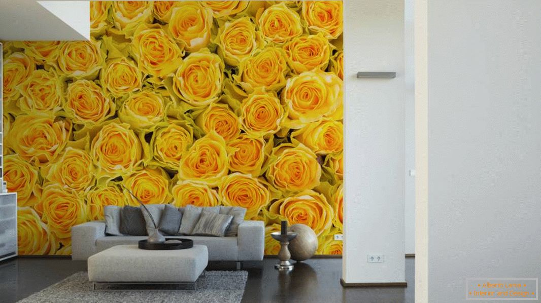 Sárga rózsák a belső térben