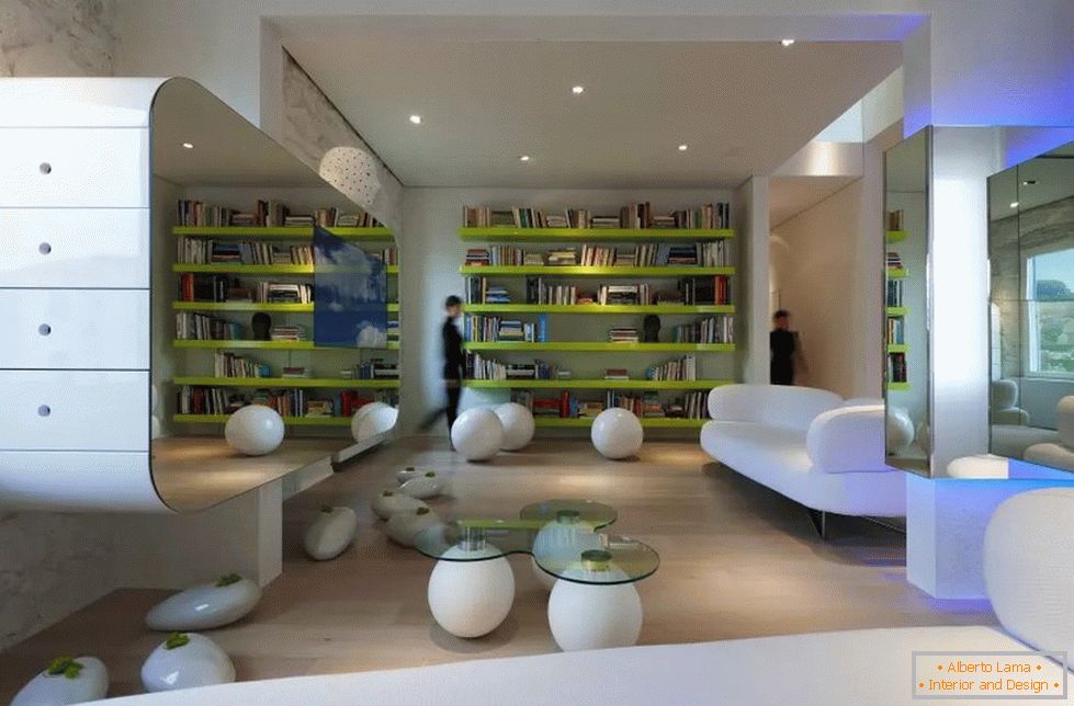 Könnyű bútorok a belső térben a futurizmus stílusában