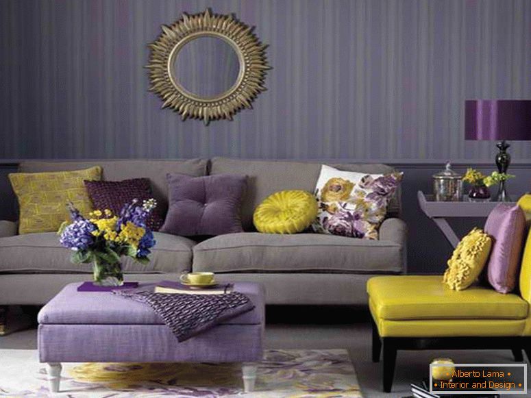 A lila és a mustár színeinek kombinációja a belső térben