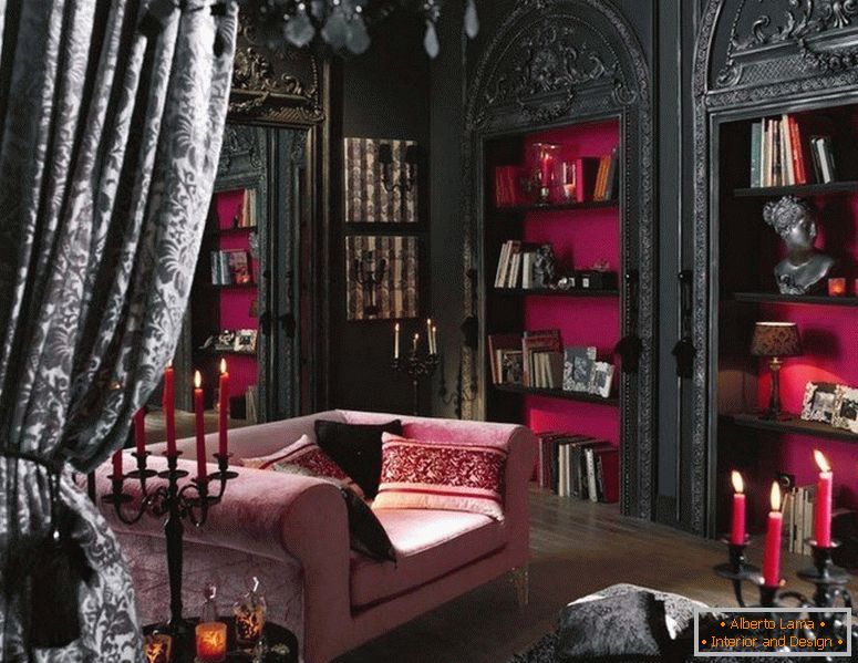 A nappali sötét belső része a gótikus stílusban
