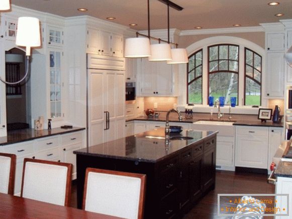 Ablaktervezés a konyhában - gyönyörű ablakok képei