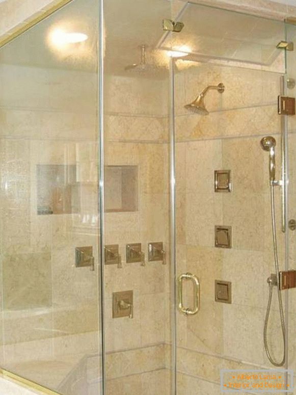 Hogyan kell zuhanyozni gőzzel?