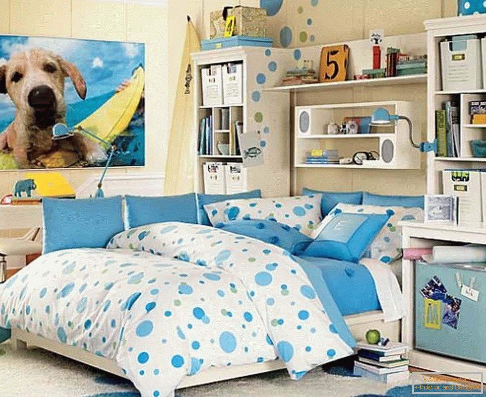 A kék színű tizenéves lány szobája