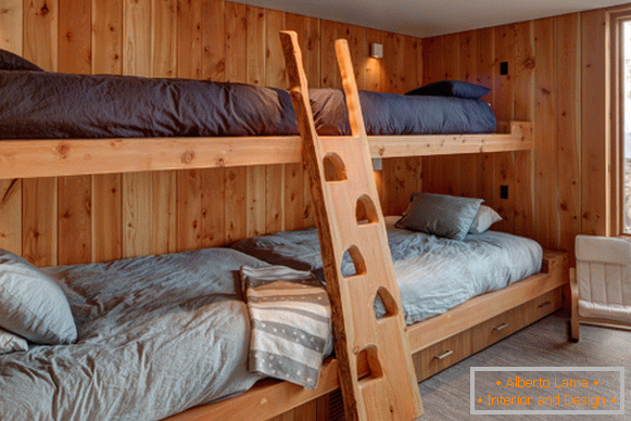 Házi emeletes ágy fából
