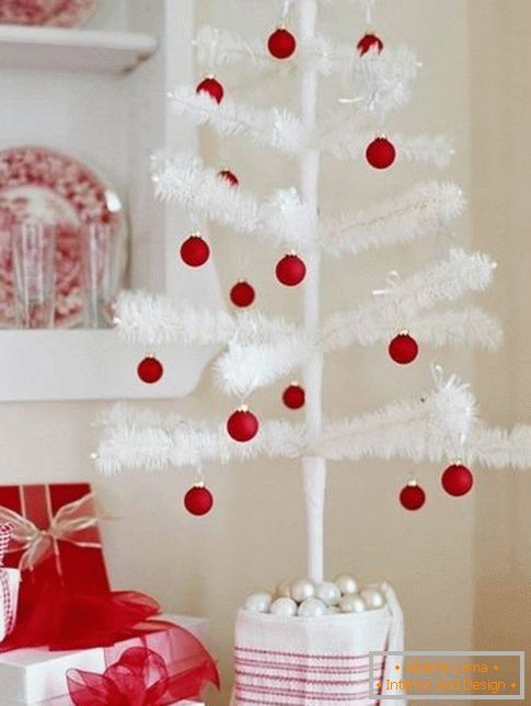 egyszerű és stílusos dekoráció-karácsonyfa