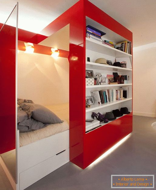 Átalakítható vörös és fehér hálószoba