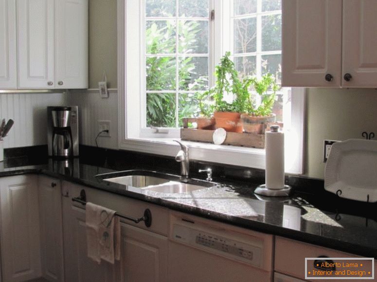 konyha-ablak-kezelések-over-mosogató-öböl ablak-konyha-mosogató