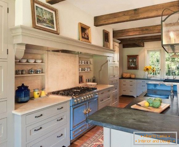 Stílusos konyha Provence, polcokkal a képekhez