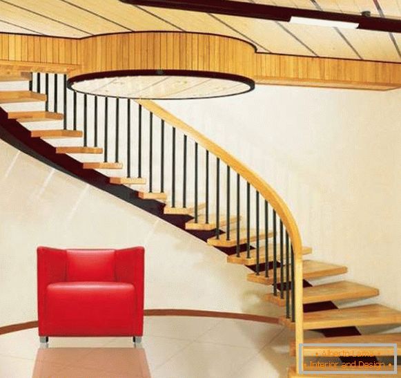 csavar металлическая лестница с деревянными ступенями