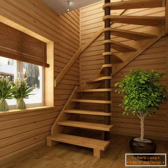 Modern spirál lépcsők egy magánházban fából