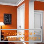 Narancssárga falak és fehér ajtók