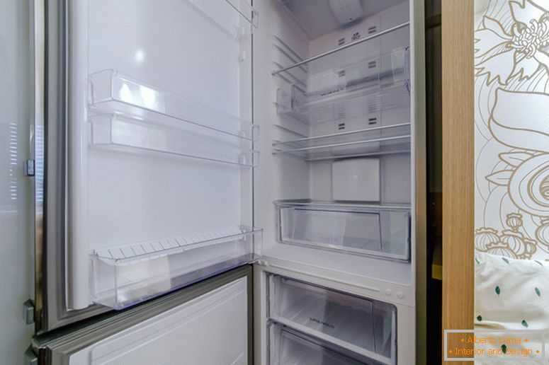 Modern hűtőszekrény в дизайне кухни