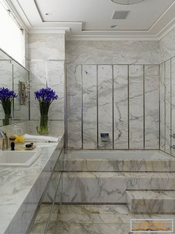Teljesen márvány fürdőszoba