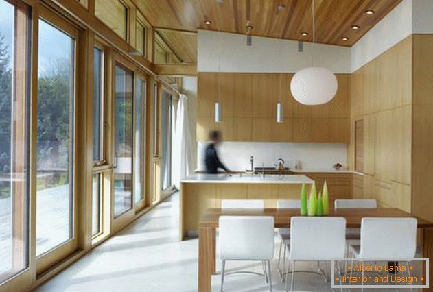 Kis design ház: fa díszítés