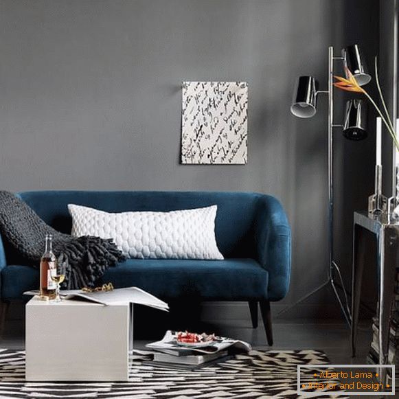 A nappali kialakítása modern stílusban és sötét színekben