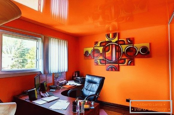 home-office-in-narancs színű