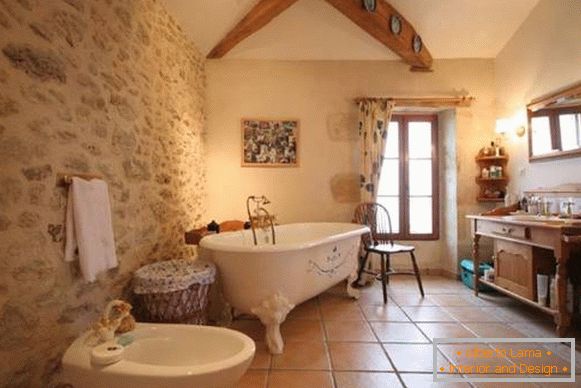 Eredeti hangulatos Provence stílusú a fürdőszobában
