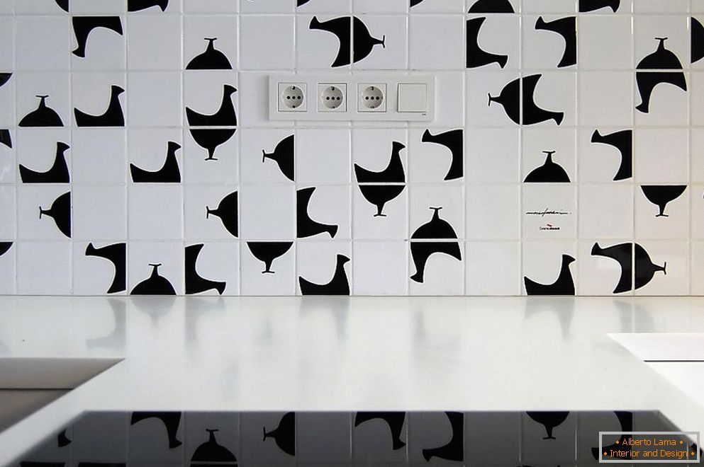 Stúdió skandináv stílusban minimalista elemekkel
