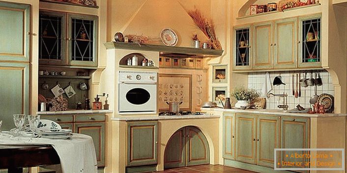 Meleg, otthonos konyha vidéki stílusban igazi öröm a háziasszony számára.