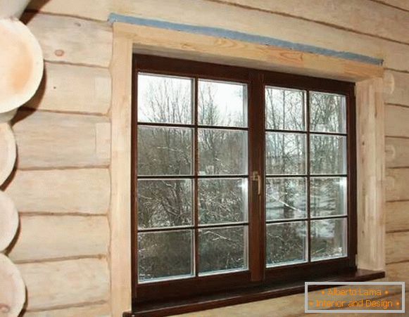 ablakok egy faházban
