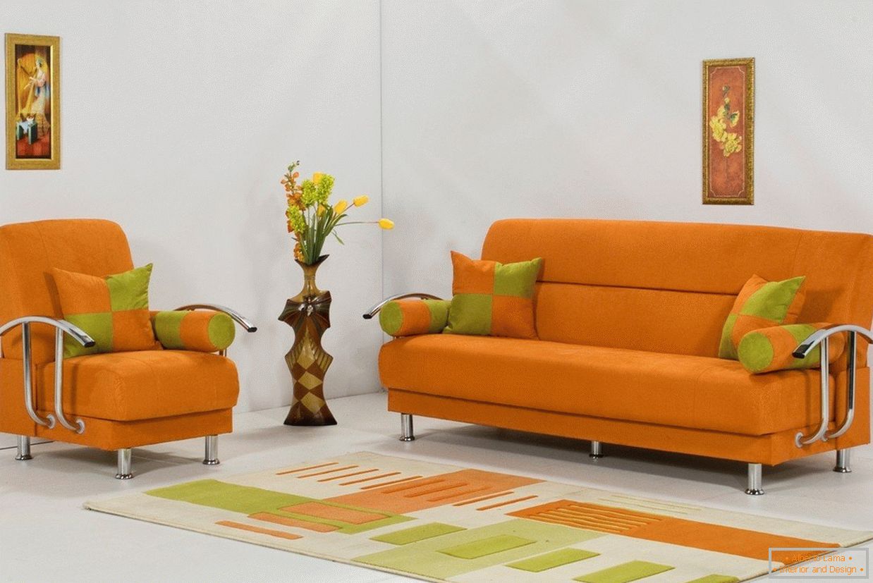 Narancsszínű bútorok