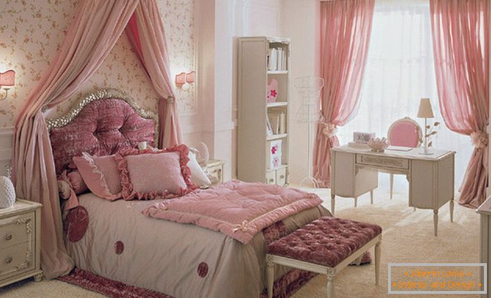 Gyermekszoba egy lány számára, Provence-country barbie stílusában.