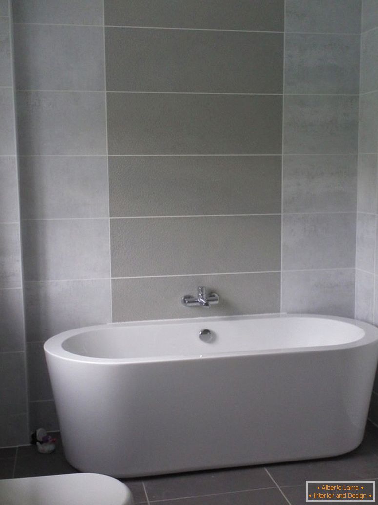 top-negyven-ötletek-szürke-fürdőszoba-csempe-tervek-kis térben hozzáadott ovális-kád-díszítő szoba szürke-fürdőszoba-ötletek