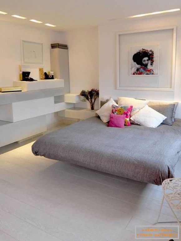 Női hálószoba a minimalizmus stílusában