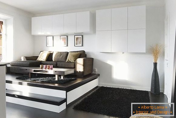 Modern nappali egyszerű stílusban