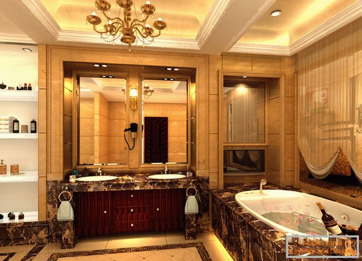 A hatalmas fürdőszobát az Empire stílusban mesterségesen díszítik apró díszítőelemekkel. A stílus követelményei szerint a törölközőállványok, a fali lámpák, a könnyű ruhadarabok az ablakban vannak kiválasztva.