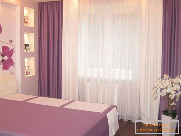 Hálószoba lila színekkel modern stílusban