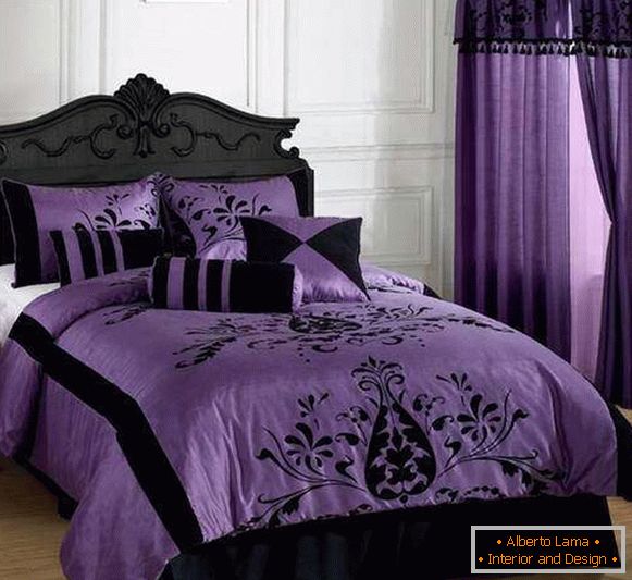 Lila hálószoba - fekete színnel kombinált fotó