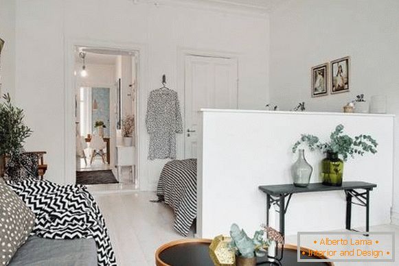 Megosztás a nappali és a hálószobában skandináv stílusban