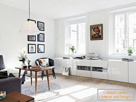 Fekete-fehér kontraszt a nappali tervezésében
