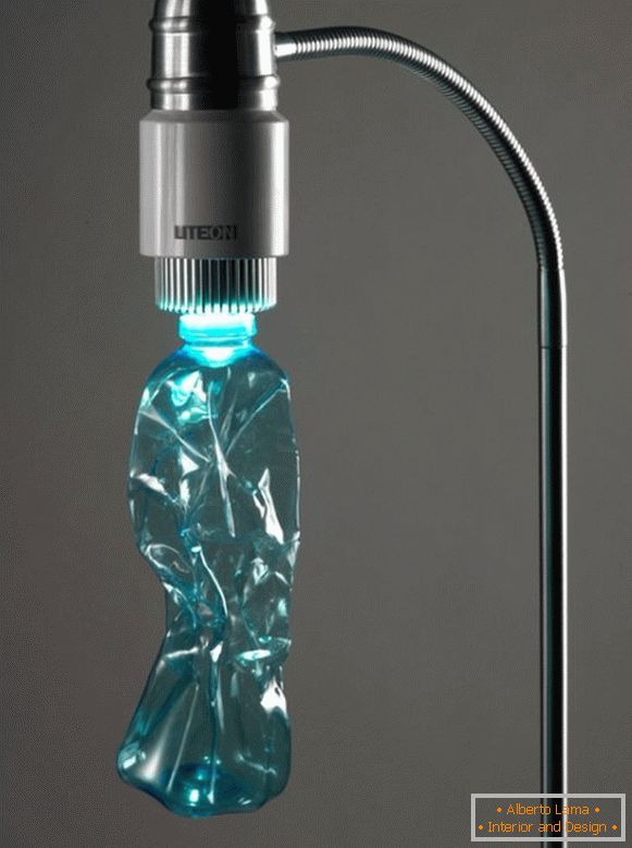 Eredeti lámpa műanyag palackból