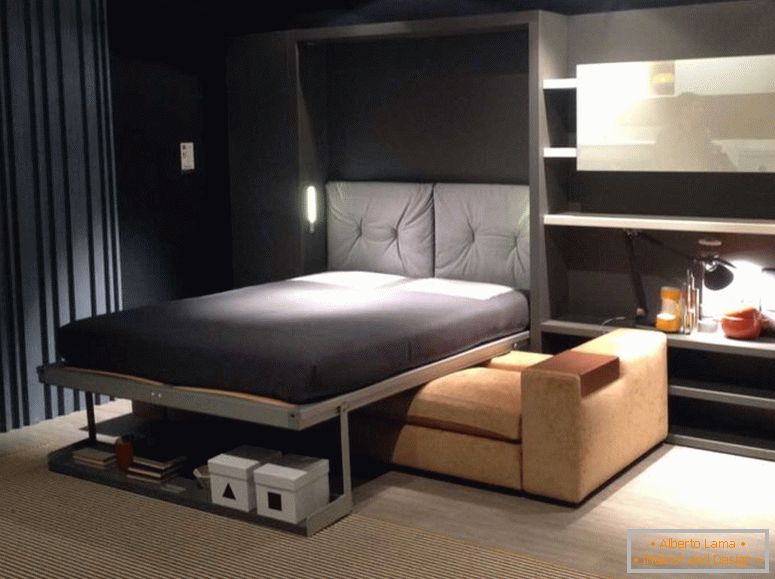luxus-fali bed-in-a-kis-sötét hálószobában